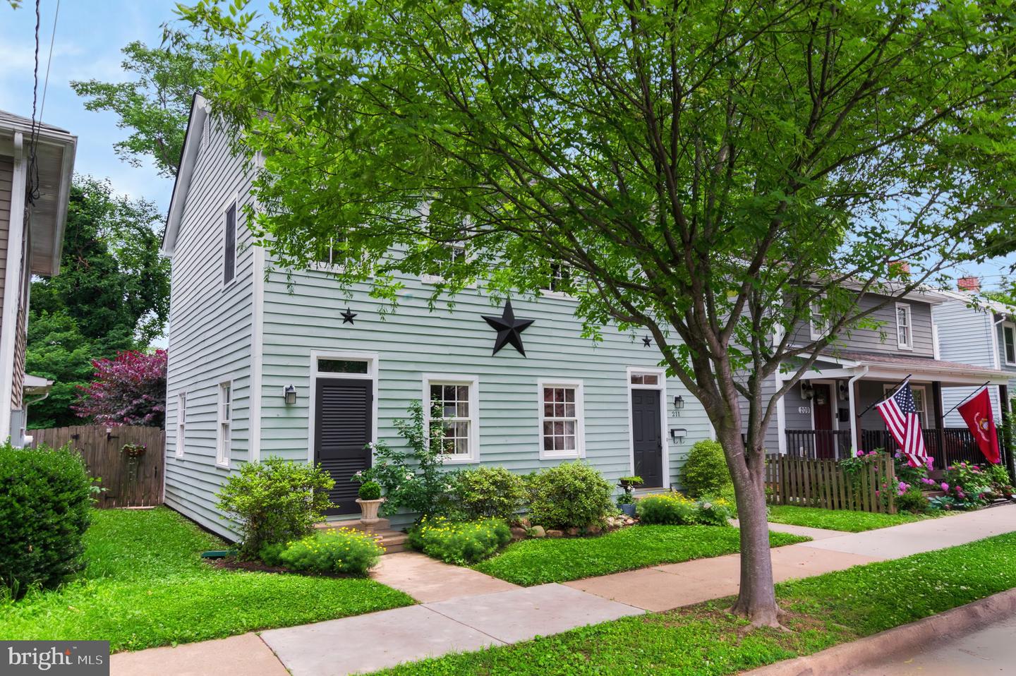 211 PRINCE EDWARD ST, FREDERICKSBURG, Virginia 22401, 3 Bedrooms Bedrooms, ,2 BathroomsBathrooms,Residential,For sale,211 PRINCE EDWARD ST,VAFB2008426 MLS # VAFB2008426