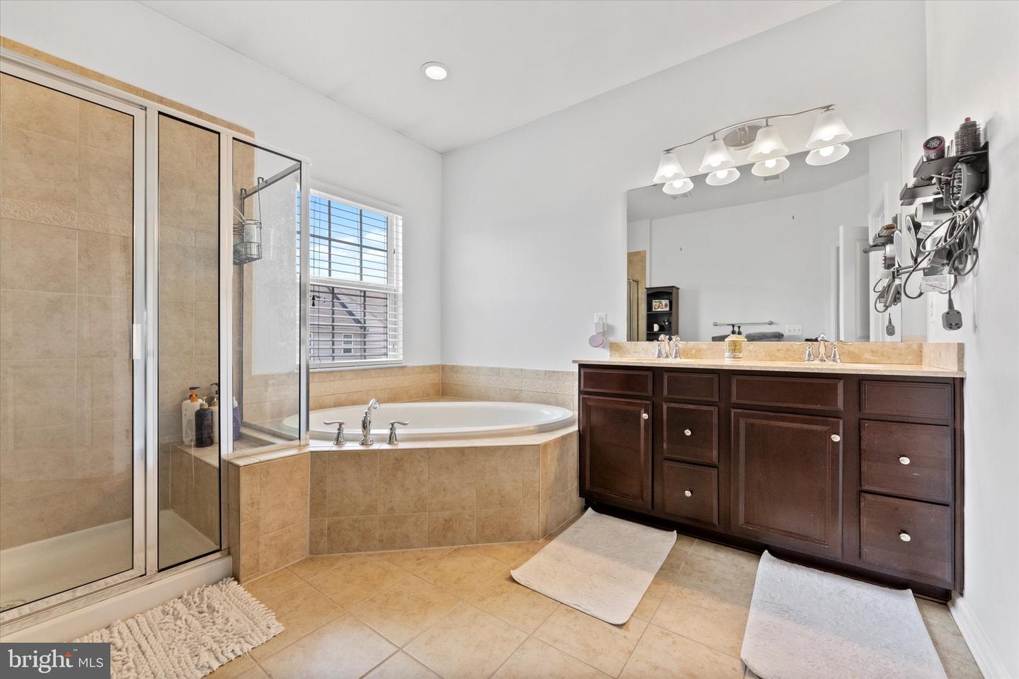25672 AZALEA GARDEN TER, ALDIE, Virginia 20105, 3 Bedrooms Bedrooms, ,2 BathroomsBathrooms,Residential,For sale,25672 AZALEA GARDEN TER,VALO2099498 MLS # VALO2099498