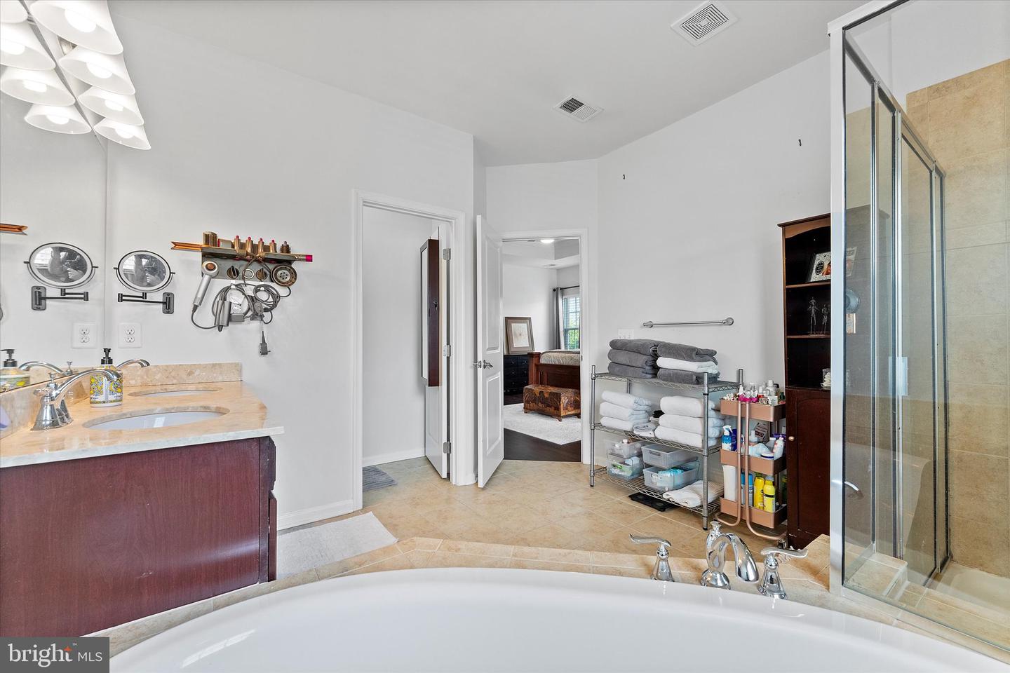 25672 AZALEA GARDEN TER, ALDIE, Virginia 20105, 3 Bedrooms Bedrooms, ,2 BathroomsBathrooms,Residential,For sale,25672 AZALEA GARDEN TER,VALO2099498 MLS # VALO2099498