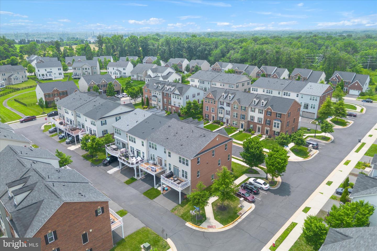 25672 AZALEA GARDEN TER, ALDIE, Virginia 20105, 3 Bedrooms Bedrooms, ,2 BathroomsBathrooms,Residential,For sale,25672 AZALEA GARDEN TER,VALO2099498 MLS # VALO2099498