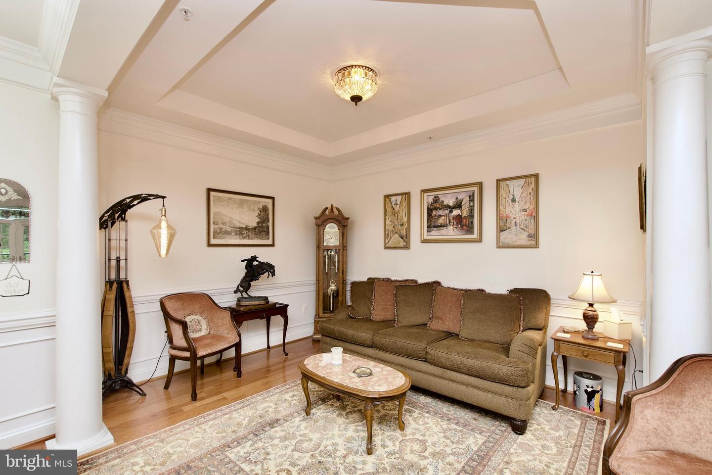 1781 CHAIN BRIDGE RD #302, MCLEAN, Virginia 22102, 2 Bedrooms Bedrooms, ,2 BathroomsBathrooms,Residential,For sale,1781 CHAIN BRIDGE RD #302,VAFX2247406 MLS # VAFX2247406
