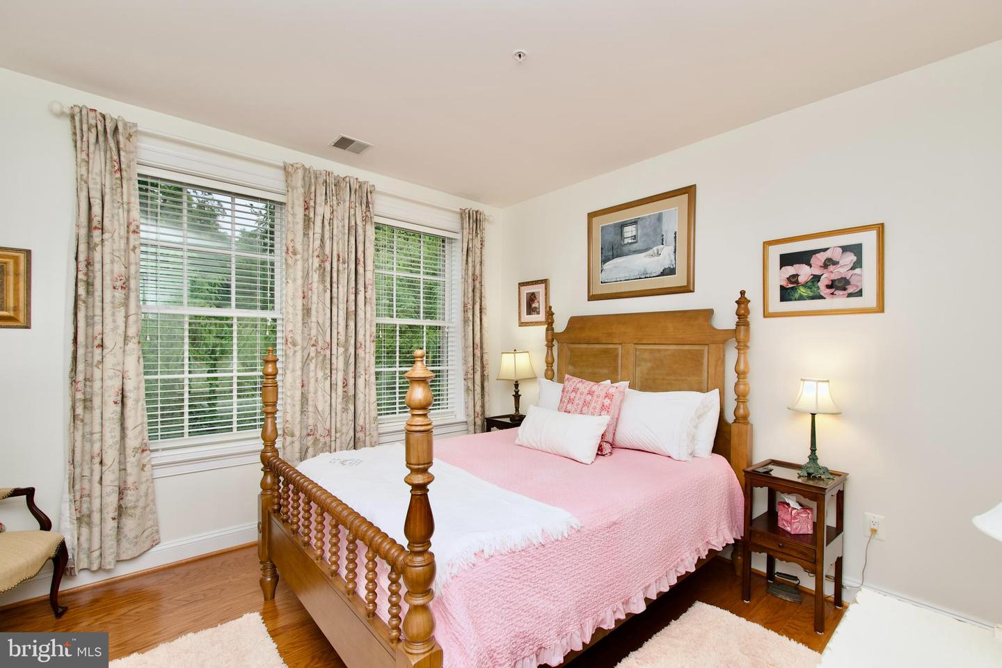 1781 CHAIN BRIDGE RD #302, MCLEAN, Virginia 22102, 2 Bedrooms Bedrooms, ,2 BathroomsBathrooms,Residential,For sale,1781 CHAIN BRIDGE RD #302,VAFX2247406 MLS # VAFX2247406