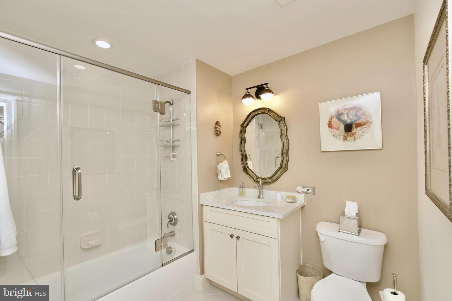 1781 CHAIN BRIDGE RD #302, MCLEAN, Virginia 22102, 2 Bedrooms Bedrooms, ,2 BathroomsBathrooms,Residential,For sale,1781 CHAIN BRIDGE RD #302,VAFX2247406 MLS # VAFX2247406