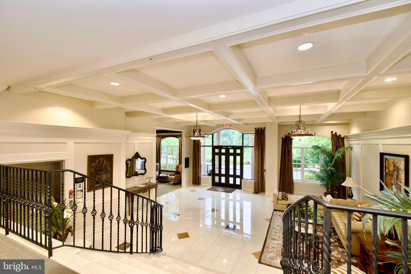 1781 CHAIN BRIDGE RD #302, MCLEAN, Virginia 22102, 2 Bedrooms Bedrooms, ,2 BathroomsBathrooms,Residential,For sale,1781 CHAIN BRIDGE RD #302,VAFX2247406 MLS # VAFX2247406