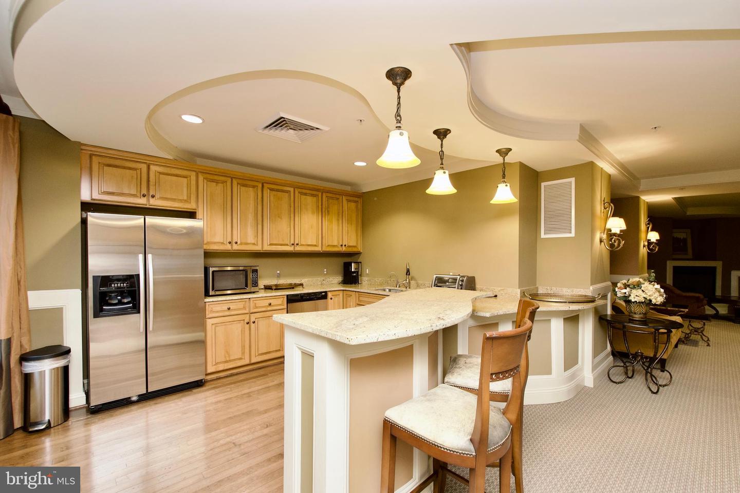 1781 CHAIN BRIDGE RD #302, MCLEAN, Virginia 22102, 2 Bedrooms Bedrooms, ,2 BathroomsBathrooms,Residential,For sale,1781 CHAIN BRIDGE RD #302,VAFX2247406 MLS # VAFX2247406