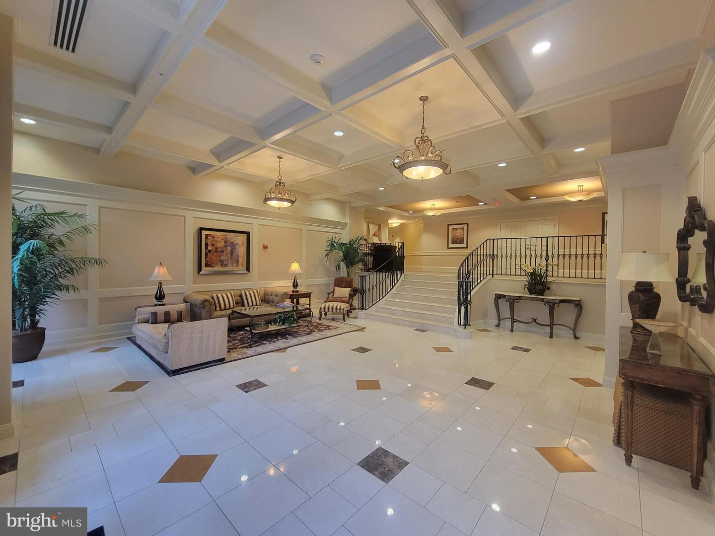 1781 CHAIN BRIDGE RD #302, MCLEAN, Virginia 22102, 2 Bedrooms Bedrooms, ,2 BathroomsBathrooms,Residential,For sale,1781 CHAIN BRIDGE RD #302,VAFX2247406 MLS # VAFX2247406