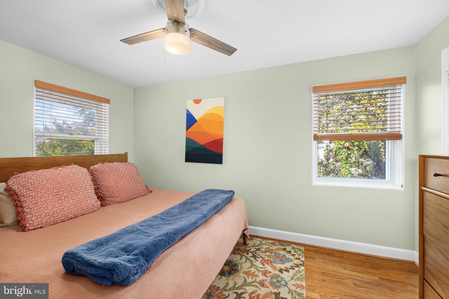 307 E BELLEFONTE AVE, ALEXANDRIA, Virginia 22301, 3 Bedrooms Bedrooms, ,2 BathroomsBathrooms,Residential,For sale,307 E BELLEFONTE AVE,VAAX2046510 MLS # VAAX2046510