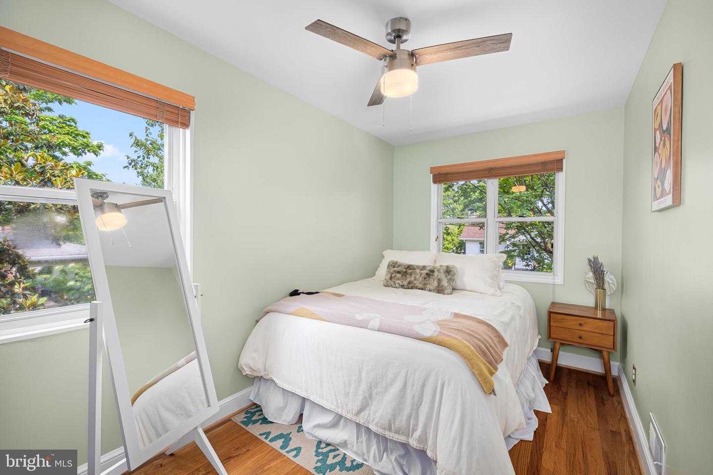 307 E BELLEFONTE AVE, ALEXANDRIA, Virginia 22301, 3 Bedrooms Bedrooms, ,2 BathroomsBathrooms,Residential,For sale,307 E BELLEFONTE AVE,VAAX2046510 MLS # VAAX2046510