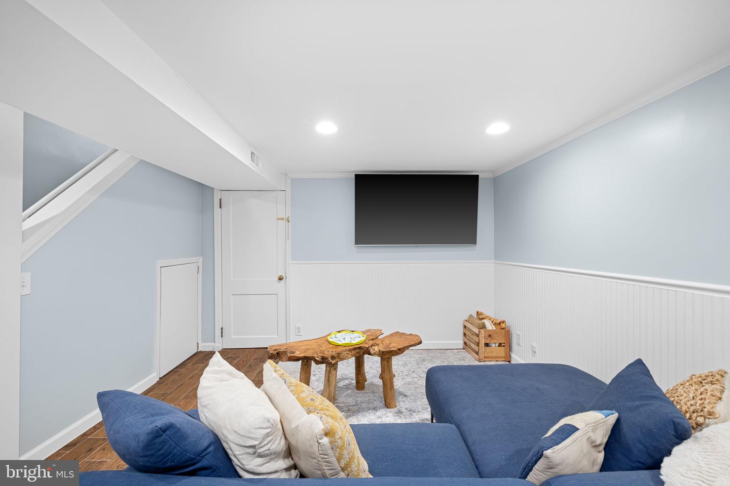 307 E BELLEFONTE AVE, ALEXANDRIA, Virginia 22301, 3 Bedrooms Bedrooms, ,2 BathroomsBathrooms,Residential,For sale,307 E BELLEFONTE AVE,VAAX2046510 MLS # VAAX2046510