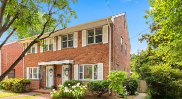 307 E BELLEFONTE AVE, ALEXANDRIA, Virginia 22301, 3 Bedrooms Bedrooms, ,2 BathroomsBathrooms,Residential,For sale,307 E BELLEFONTE AVE,VAAX2046510 MLS # VAAX2046510