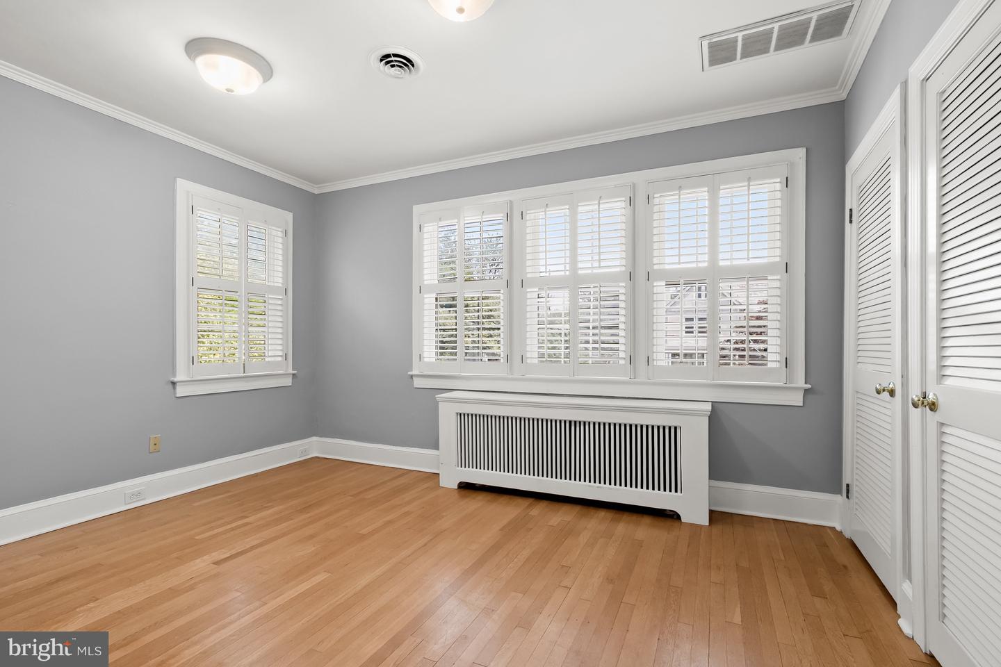3822 BENTON ST NW, WASHINGTON, District Of Columbia 20007, 5 Bedrooms Bedrooms, ,3 BathroomsBathrooms,Residential,For sale,3822 BENTON ST NW,DCDC2205904 MLS # DCDC2205904