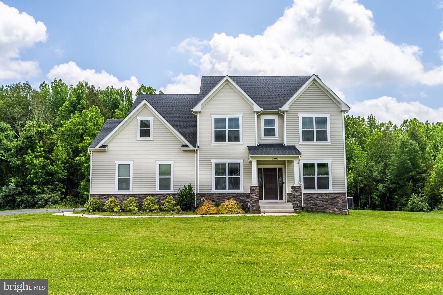 7802 SHAWMONT RD, FREDERICKSBURG, Virginia 22407, 5 Bedrooms Bedrooms, ,4 BathroomsBathrooms,Residential,For sale,7802 SHAWMONT RD,VASP2033966 MLS # VASP2033966