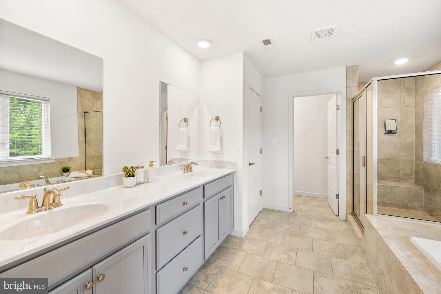7802 SHAWMONT RD, FREDERICKSBURG, Virginia 22407, 5 Bedrooms Bedrooms, ,4 BathroomsBathrooms,Residential,For sale,7802 SHAWMONT RD,VASP2033966 MLS # VASP2033966