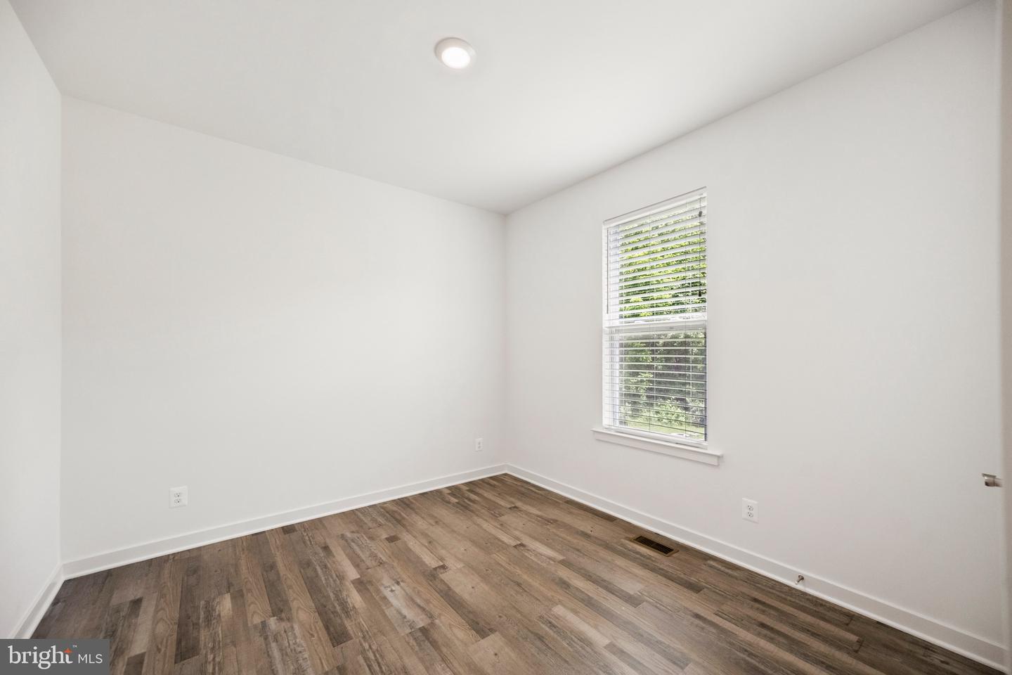 7802 SHAWMONT RD, FREDERICKSBURG, Virginia 22407, 5 Bedrooms Bedrooms, ,4 BathroomsBathrooms,Residential,For sale,7802 SHAWMONT RD,VASP2033966 MLS # VASP2033966