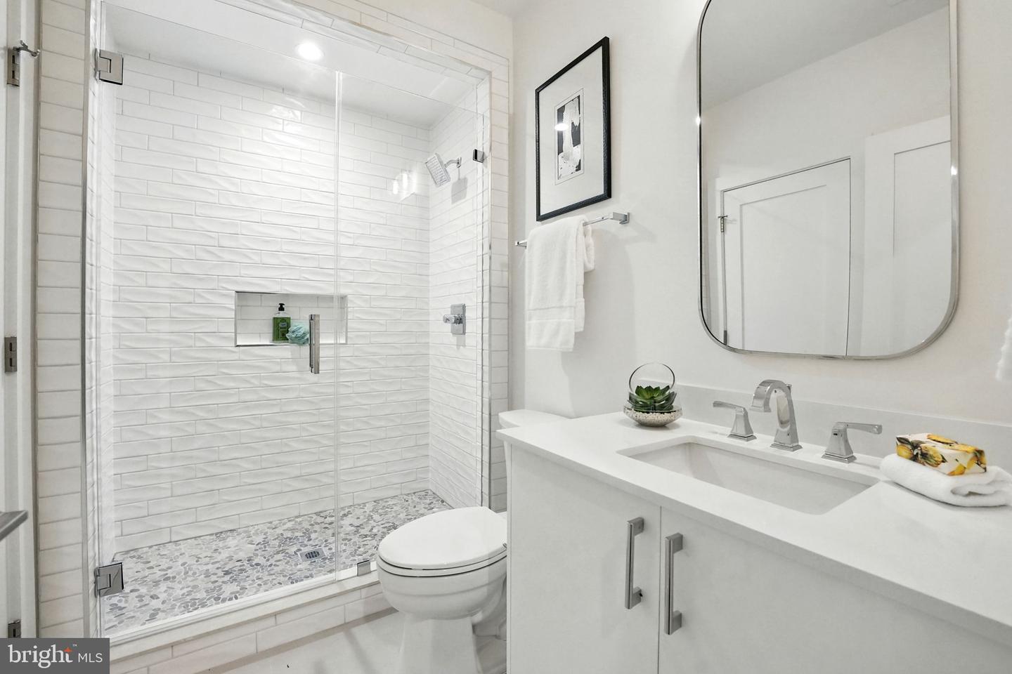 1925 HILLSIDE DR, FALLS CHURCH, Virginia 22043, 7 Bedrooms Bedrooms, ,7 BathroomsBathrooms,Residential,For sale,1925 HILLSIDE DR,VAFX2247192 MLS # VAFX2247192