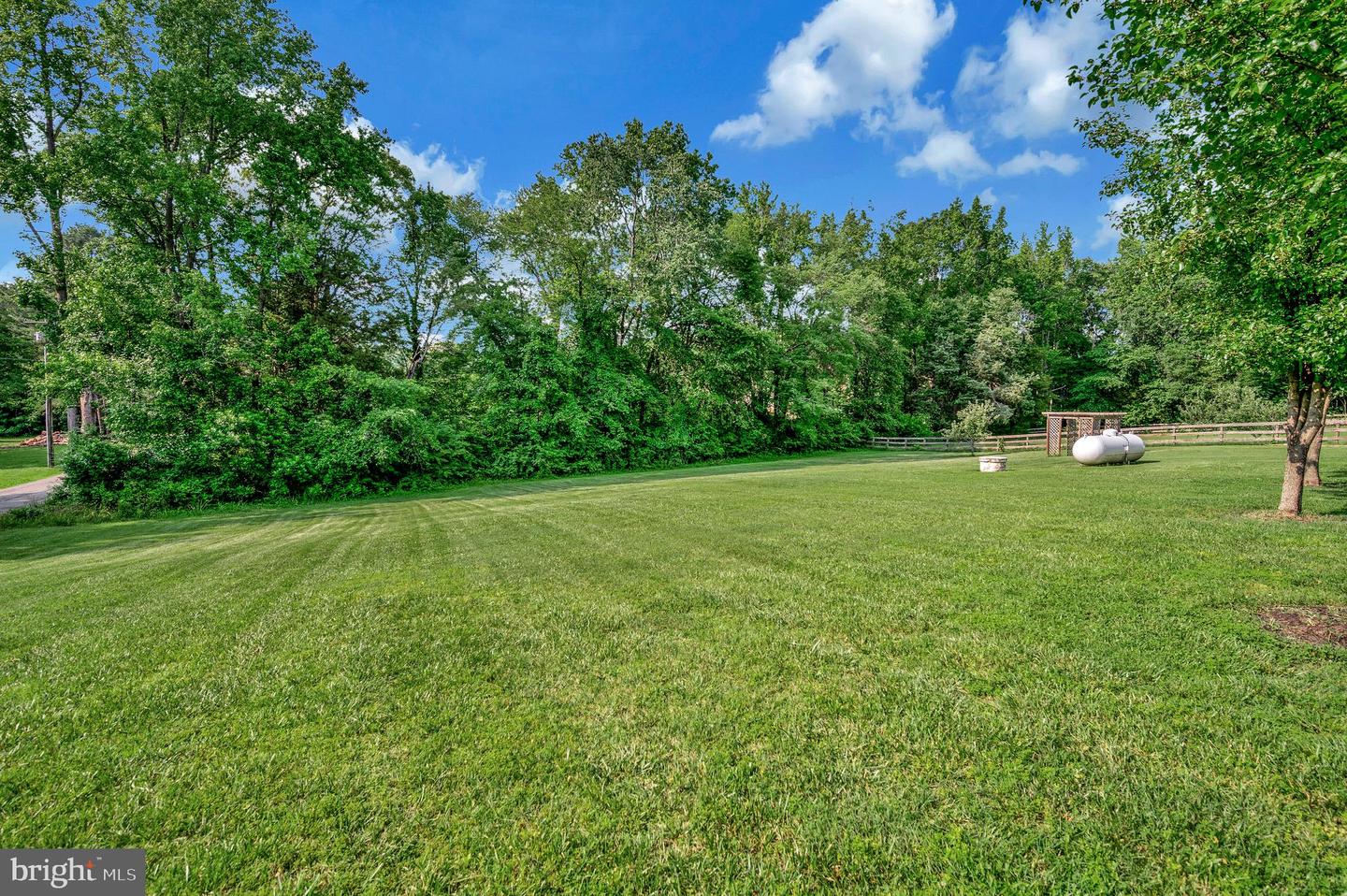 539 MCCARTY RD, FREDERICKSBURG, Virginia 22405, 3 Bedrooms Bedrooms, ,2 BathroomsBathrooms,Residential,For sale,539 MCCARTY RD,VAST2039850 MLS # VAST2039850