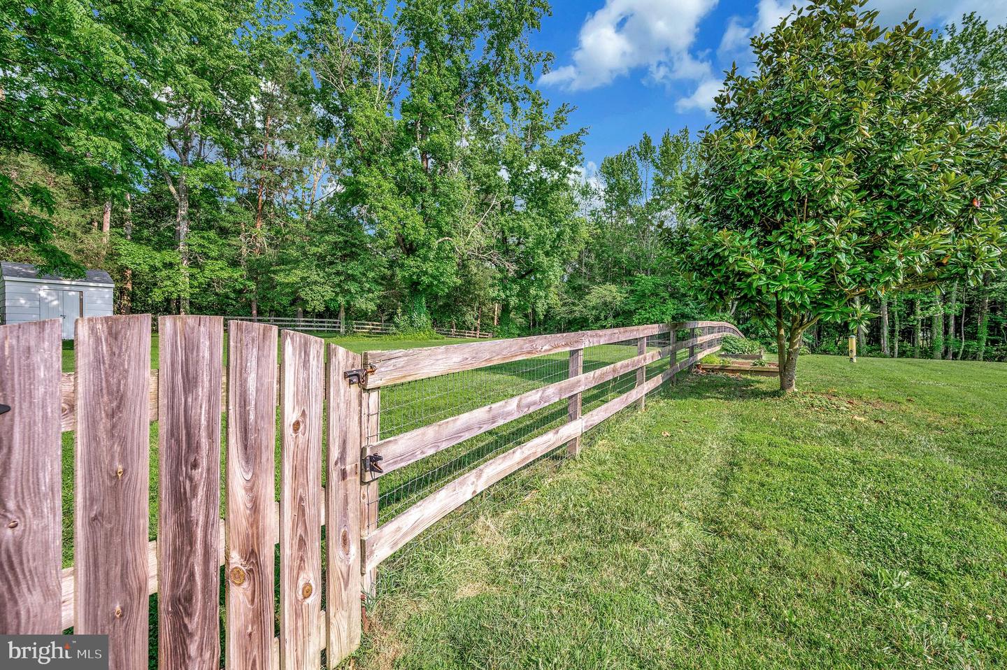 539 MCCARTY RD, FREDERICKSBURG, Virginia 22405, 3 Bedrooms Bedrooms, ,2 BathroomsBathrooms,Residential,For sale,539 MCCARTY RD,VAST2039850 MLS # VAST2039850