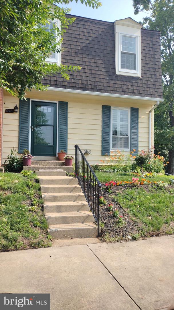 6531 CHINA GROVE CT, ALEXANDRIA, Virginia 22310, 3 Bedrooms Bedrooms, ,3 BathroomsBathrooms,Residential,For sale,6531 CHINA GROVE CT,VAFX2247552 MLS # VAFX2247552
