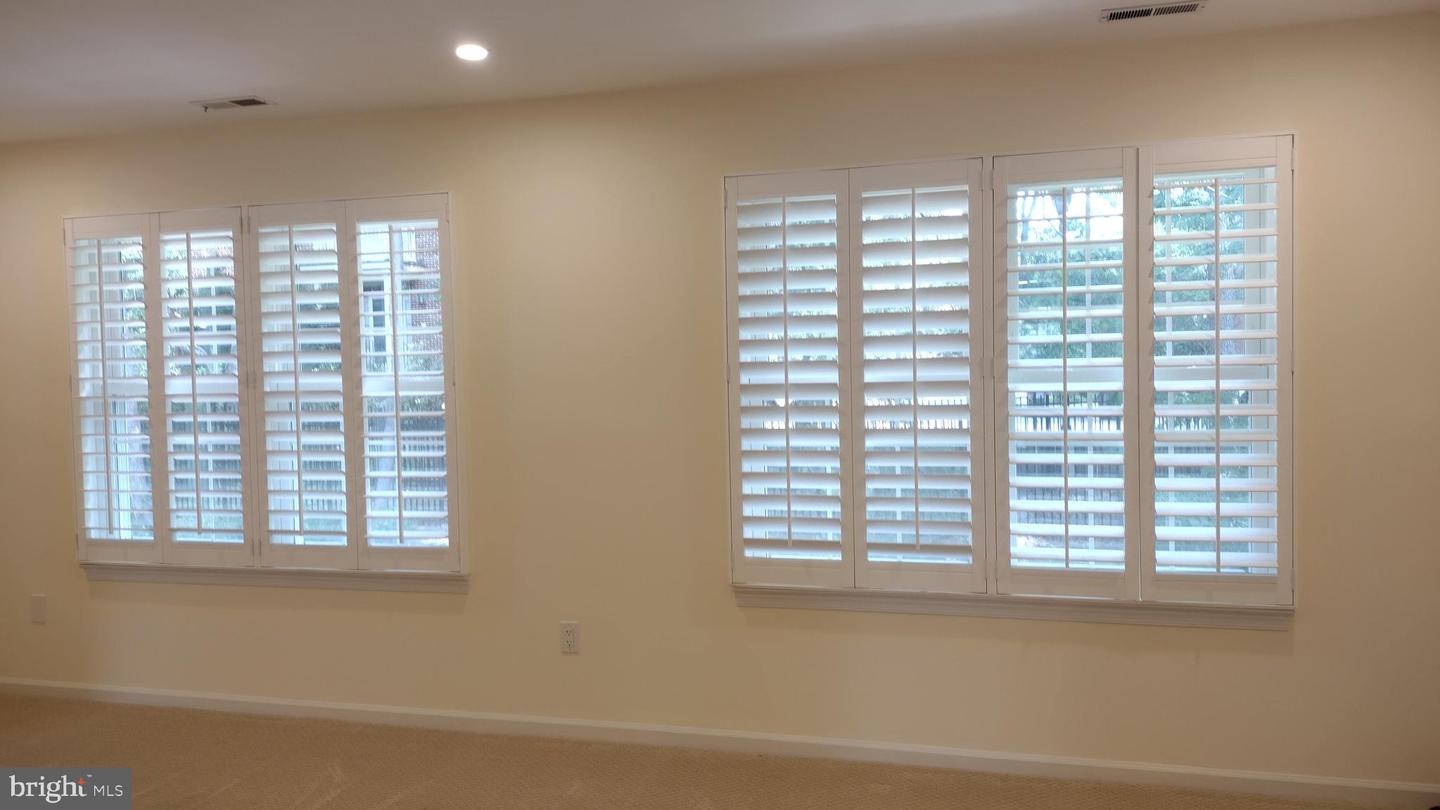 6531 CHINA GROVE CT, ALEXANDRIA, Virginia 22310, 3 Bedrooms Bedrooms, ,3 BathroomsBathrooms,Residential,For sale,6531 CHINA GROVE CT,VAFX2247552 MLS # VAFX2247552
