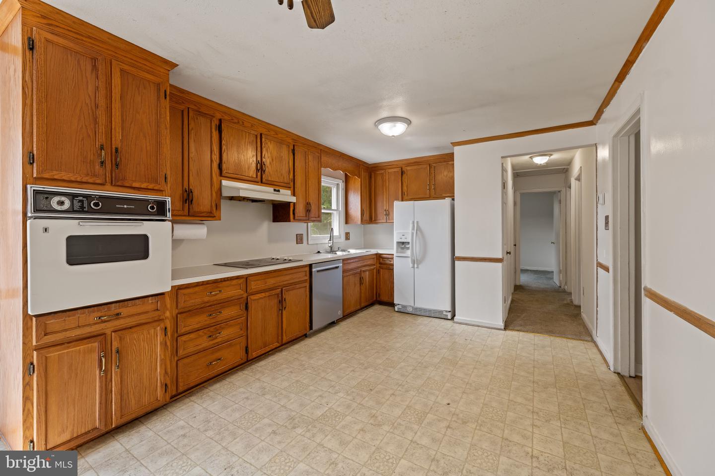 130 OAK VIEW DR SE, LEESBURG, Virginia 20175, 3 Bedrooms Bedrooms, ,3 BathroomsBathrooms,Residential,For sale,130 OAK VIEW DR SE,VALO2099626 MLS # VALO2099626