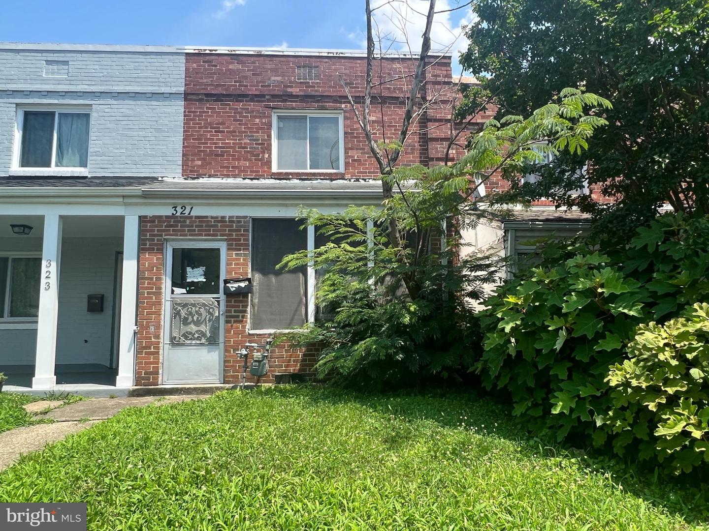 321 36TH ST NE, WASHINGTON, District Of Columbia 20019, 2 Bedrooms Bedrooms, ,1 BathroomBathrooms,Residential,For sale,321 36TH ST NE,DCDC2205956 MLS # DCDC2205956