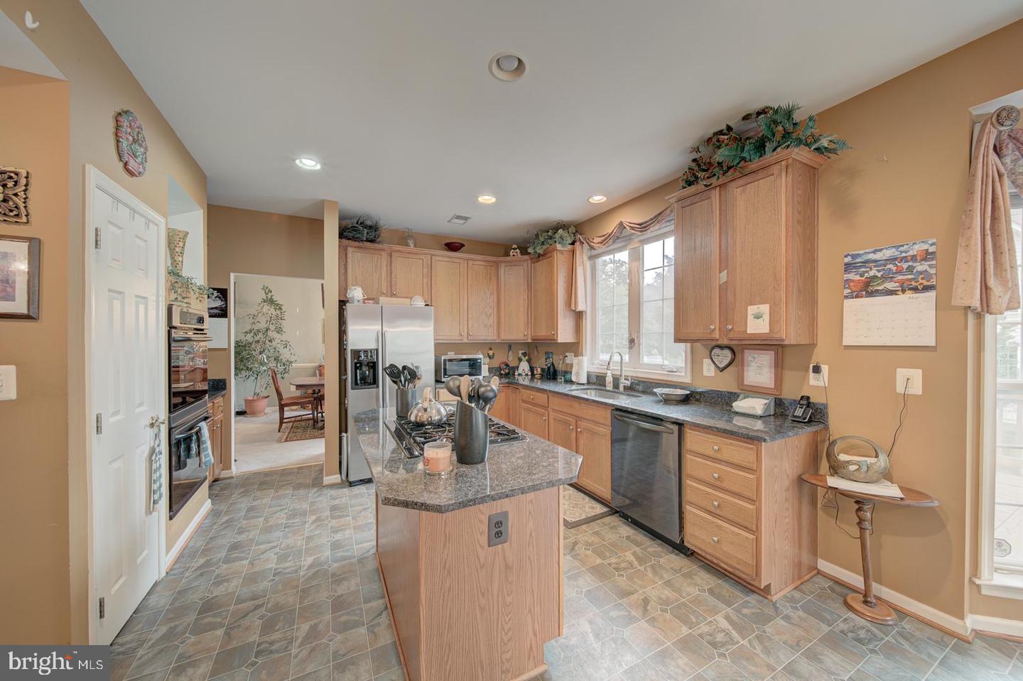 1805 EFTY CT, WOODBRIDGE, Virginia 22191, 5 Bedrooms Bedrooms, ,3 BathroomsBathrooms,Residential,For sale,1805 EFTY CT,VAPW2097110 MLS # VAPW2097110
