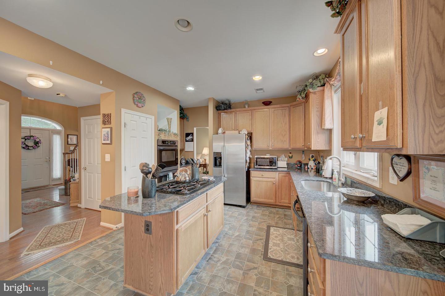 1805 EFTY CT, WOODBRIDGE, Virginia 22191, 5 Bedrooms Bedrooms, ,3 BathroomsBathrooms,Residential,For sale,1805 EFTY CT,VAPW2097110 MLS # VAPW2097110