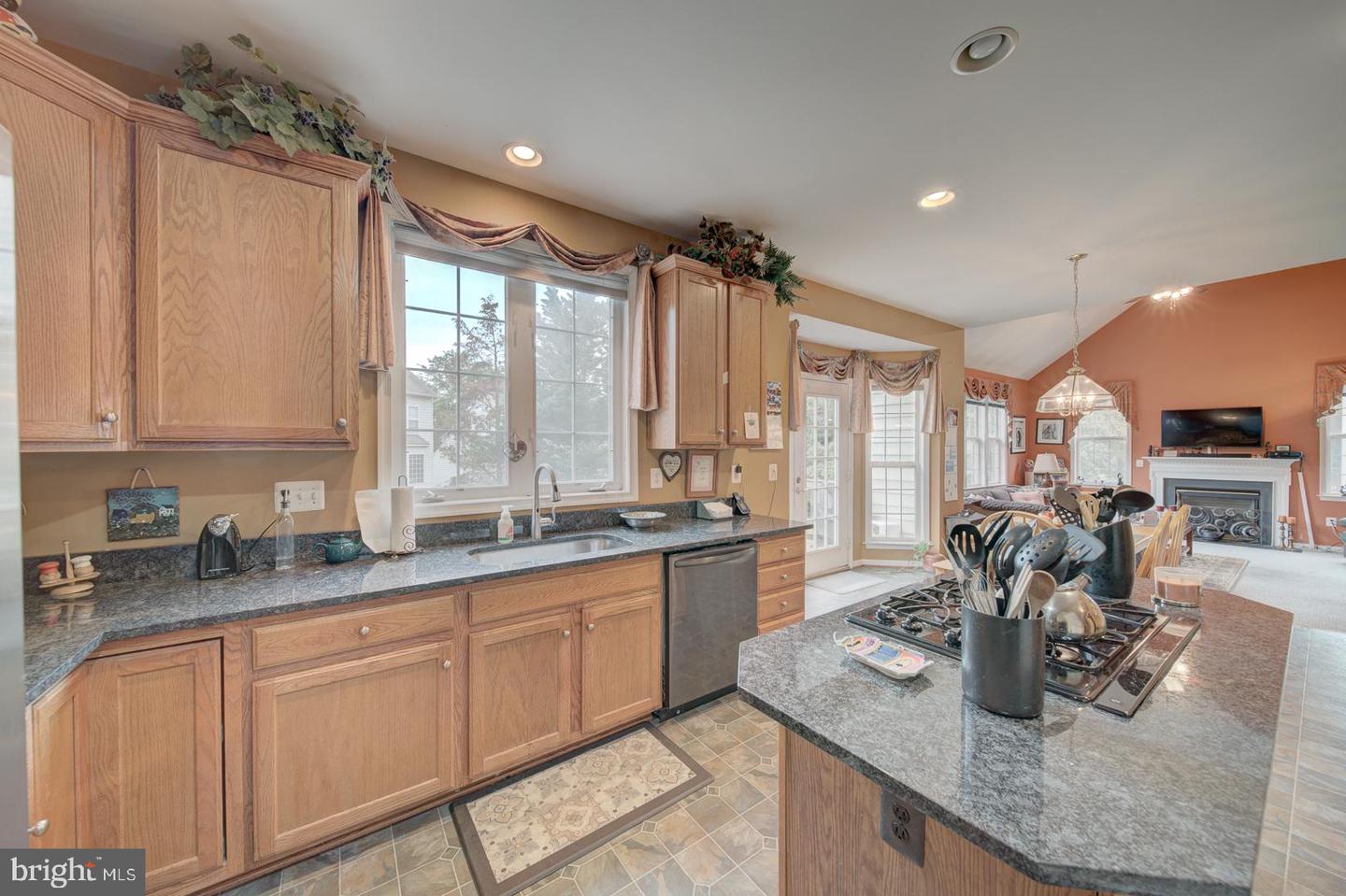 1805 EFTY CT, WOODBRIDGE, Virginia 22191, 5 Bedrooms Bedrooms, ,3 BathroomsBathrooms,Residential,For sale,1805 EFTY CT,VAPW2097110 MLS # VAPW2097110
