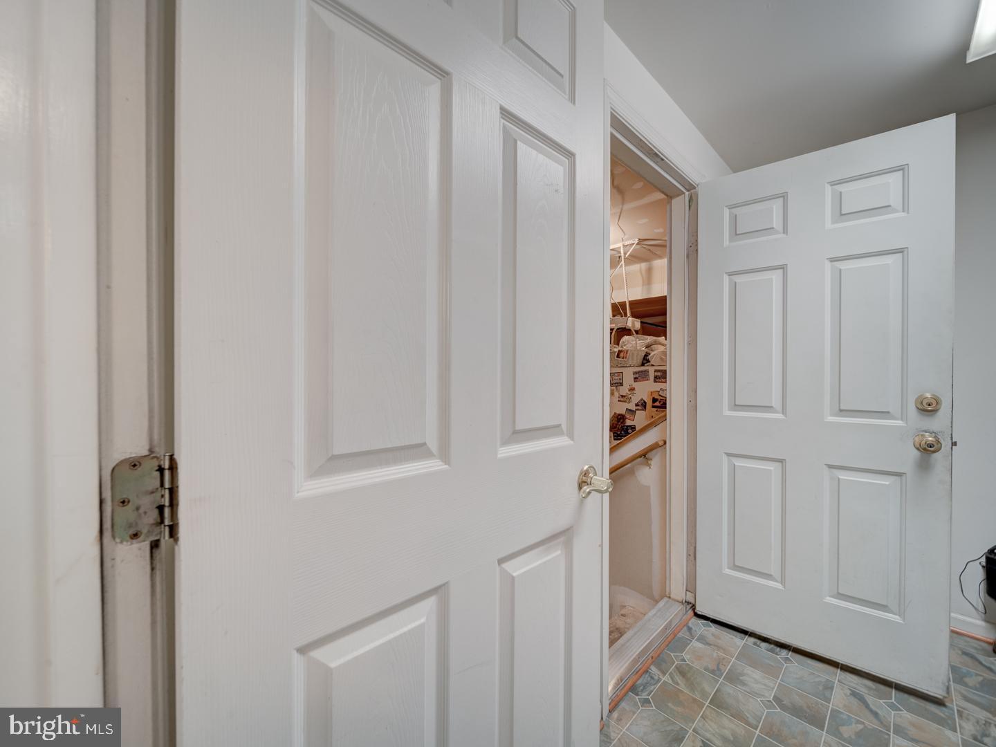 1805 EFTY CT, WOODBRIDGE, Virginia 22191, 5 Bedrooms Bedrooms, ,3 BathroomsBathrooms,Residential,For sale,1805 EFTY CT,VAPW2097110 MLS # VAPW2097110