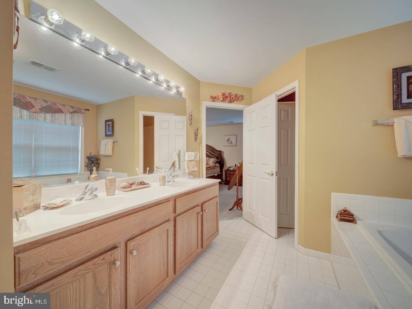 1805 EFTY CT, WOODBRIDGE, Virginia 22191, 5 Bedrooms Bedrooms, ,3 BathroomsBathrooms,Residential,For sale,1805 EFTY CT,VAPW2097110 MLS # VAPW2097110