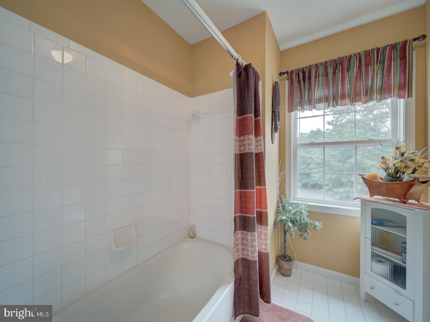 1805 EFTY CT, WOODBRIDGE, Virginia 22191, 5 Bedrooms Bedrooms, ,3 BathroomsBathrooms,Residential,For sale,1805 EFTY CT,VAPW2097110 MLS # VAPW2097110