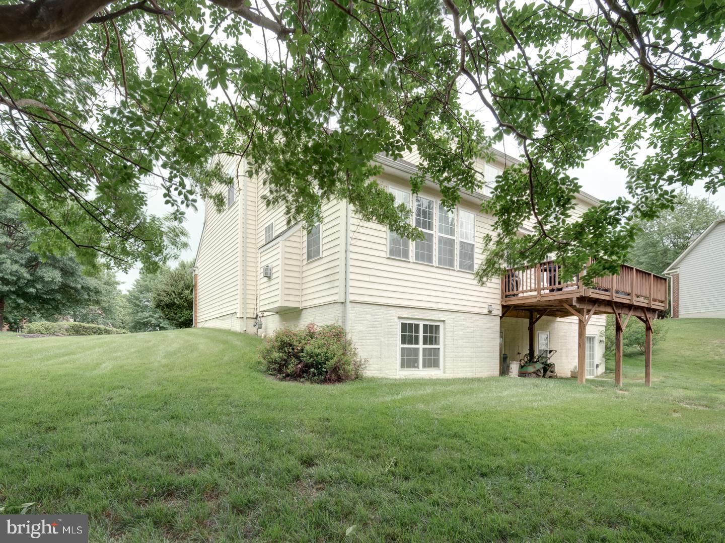 1805 EFTY CT, WOODBRIDGE, Virginia 22191, 5 Bedrooms Bedrooms, ,3 BathroomsBathrooms,Residential,For sale,1805 EFTY CT,VAPW2097110 MLS # VAPW2097110