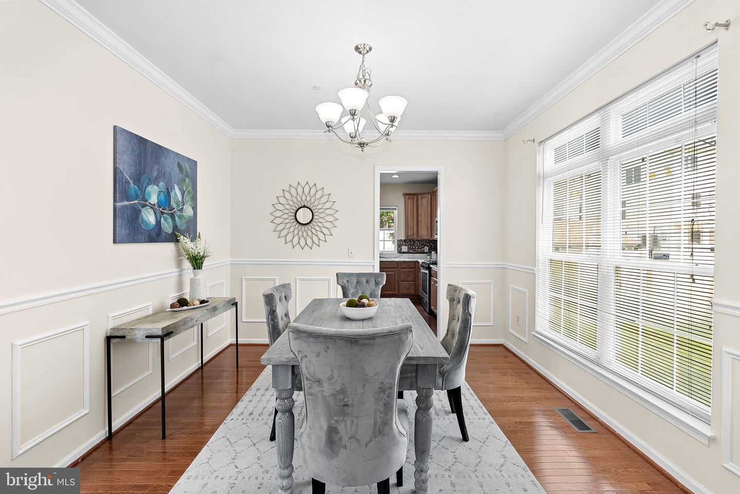 1512 MISSISSIPPI AVE SE, WASHINGTON, District Of Columbia 20032, 5 Bedrooms Bedrooms, ,3 BathroomsBathrooms,Residential,For sale,1512 MISSISSIPPI AVE SE,DCDC2205966 MLS # DCDC2205966