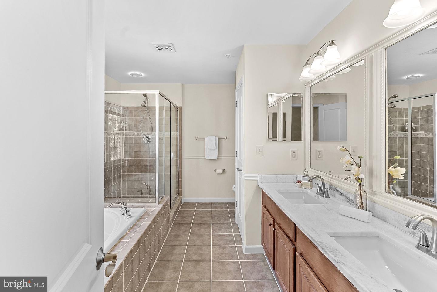 1512 MISSISSIPPI AVE SE, WASHINGTON, District Of Columbia 20032, 5 Bedrooms Bedrooms, ,3 BathroomsBathrooms,Residential,For sale,1512 MISSISSIPPI AVE SE,DCDC2205966 MLS # DCDC2205966