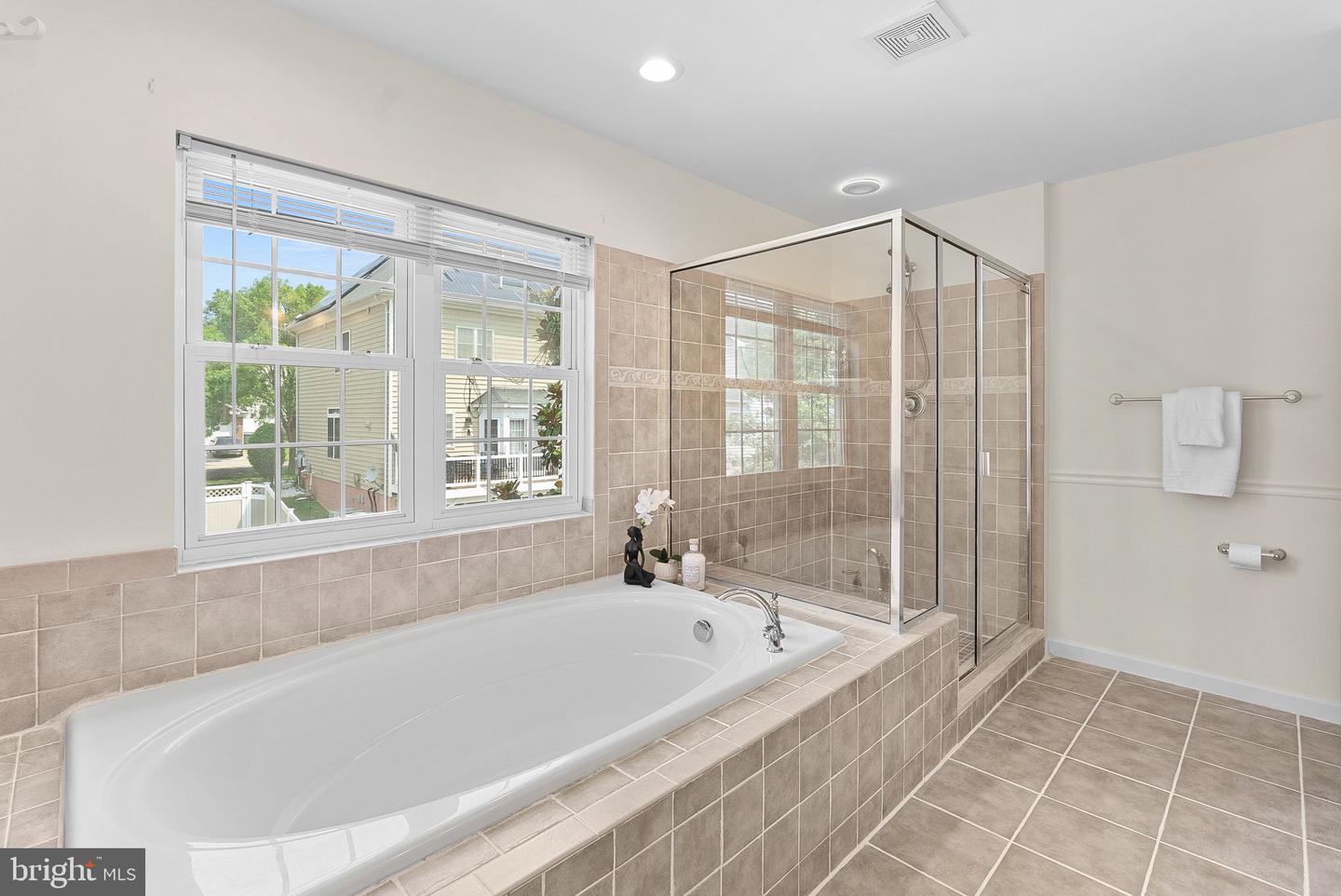 1512 MISSISSIPPI AVE SE, WASHINGTON, District Of Columbia 20032, 5 Bedrooms Bedrooms, ,3 BathroomsBathrooms,Residential,For sale,1512 MISSISSIPPI AVE SE,DCDC2205966 MLS # DCDC2205966