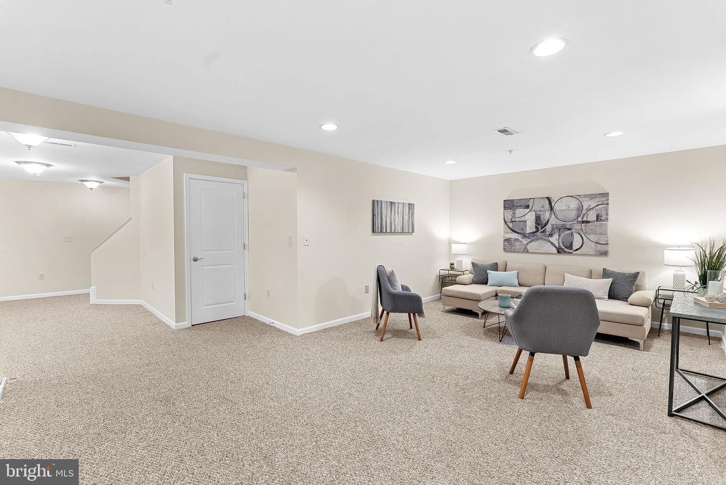 1512 MISSISSIPPI AVE SE, WASHINGTON, District Of Columbia 20032, 5 Bedrooms Bedrooms, ,3 BathroomsBathrooms,Residential,For sale,1512 MISSISSIPPI AVE SE,DCDC2205966 MLS # DCDC2205966