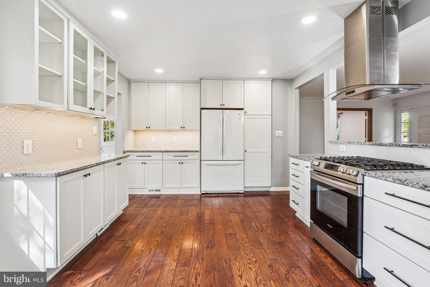 5259 NAVAHO DR, ALEXANDRIA, Virginia 22312, 3 Bedrooms Bedrooms, ,2 BathroomsBathrooms,Residential,For sale,5259 NAVAHO DR,VAFX2247722 MLS # VAFX2247722