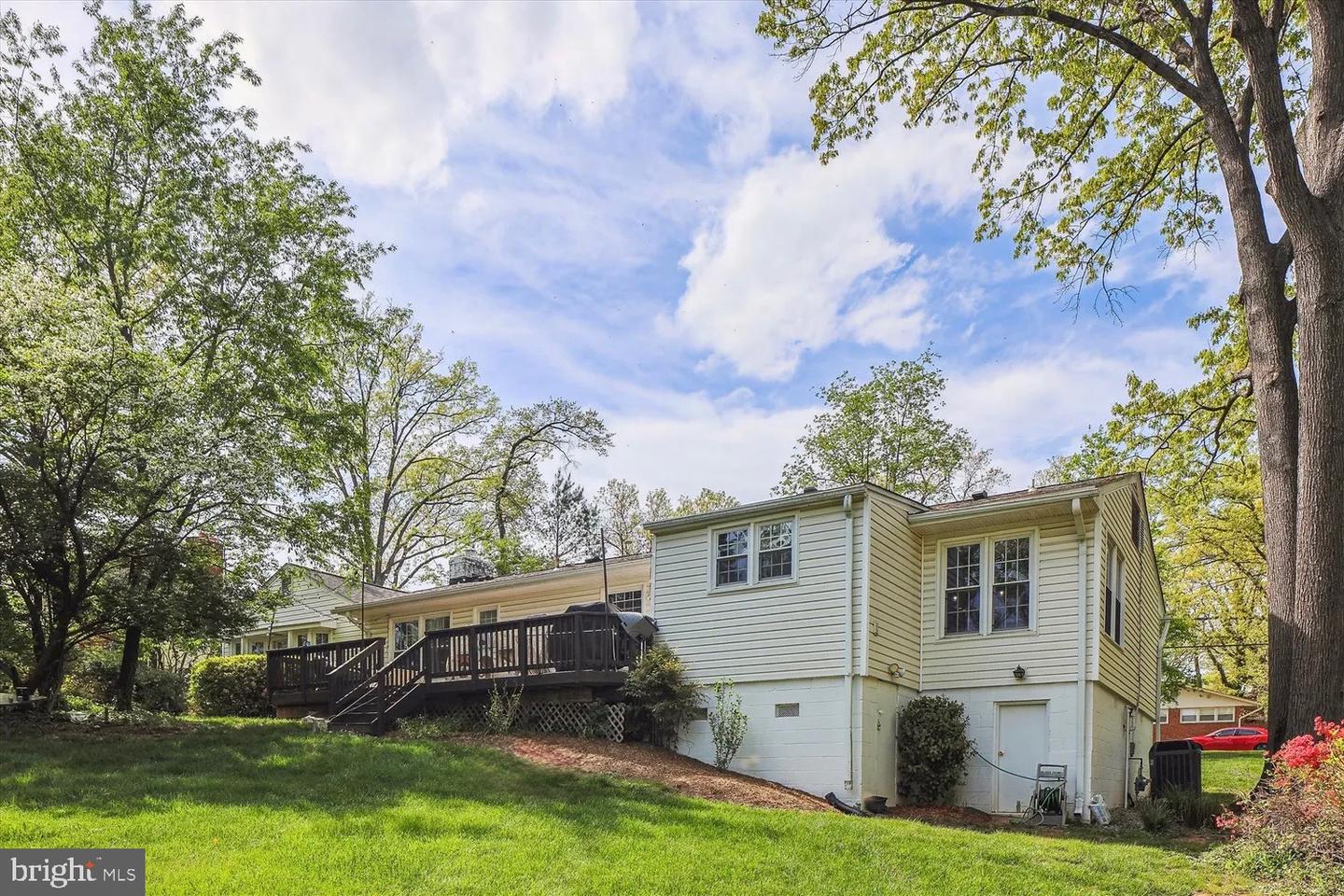 5259 NAVAHO DR, ALEXANDRIA, Virginia 22312, 3 Bedrooms Bedrooms, ,2 BathroomsBathrooms,Residential,For sale,5259 NAVAHO DR,VAFX2247722 MLS # VAFX2247722