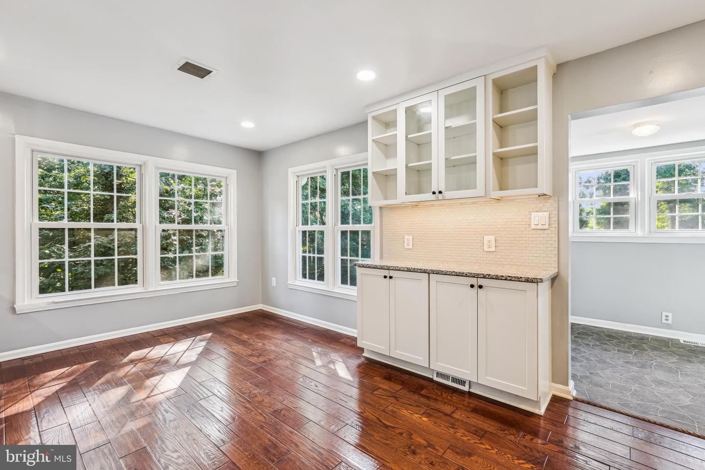 5259 NAVAHO DR, ALEXANDRIA, Virginia 22312, 3 Bedrooms Bedrooms, ,2 BathroomsBathrooms,Residential,For sale,5259 NAVAHO DR,VAFX2247722 MLS # VAFX2247722
