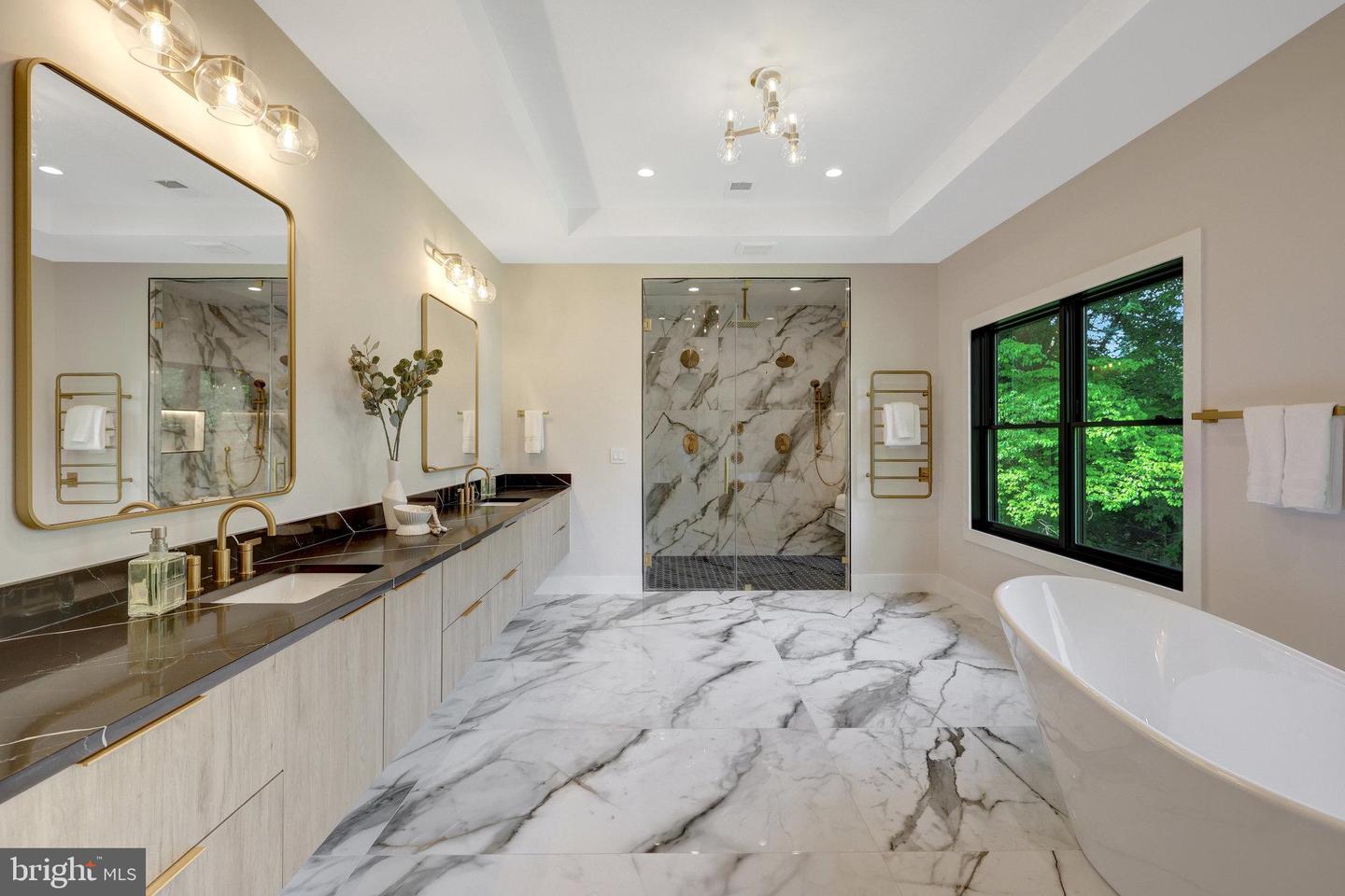 1710 FAIRVIEW AVE, MCLEAN, Virginia 22101, 6 Bedrooms Bedrooms, ,6 BathroomsBathrooms,Residential,For sale,1710 FAIRVIEW AVE,VAFX2247770 MLS # VAFX2247770