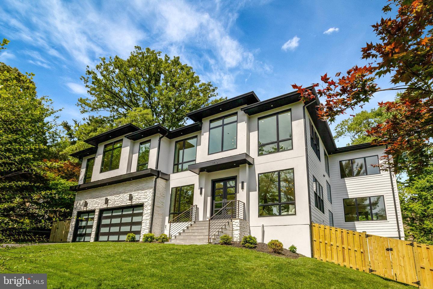 1710 FAIRVIEW AVE, MCLEAN, Virginia 22101, 6 Bedrooms Bedrooms, ,6 BathroomsBathrooms,Residential,For sale,1710 FAIRVIEW AVE,VAFX2247770 MLS # VAFX2247770