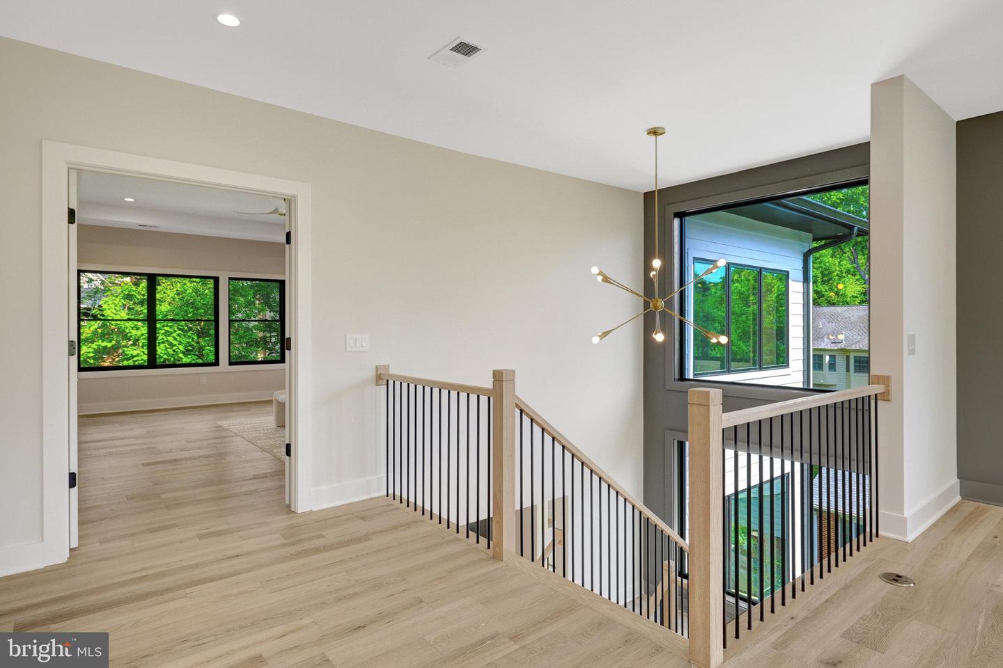 1710 FAIRVIEW AVE, MCLEAN, Virginia 22101, 6 Bedrooms Bedrooms, ,6 BathroomsBathrooms,Residential,For sale,1710 FAIRVIEW AVE,VAFX2247770 MLS # VAFX2247770