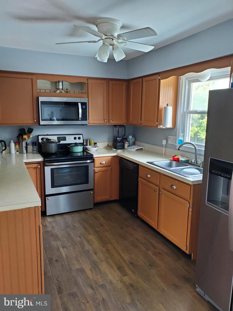 6739 HUNTLAND DR, BEALETON, Virginia 22712, 5 Bedrooms Bedrooms, ,3 BathroomsBathrooms,Residential,For sale,6739 HUNTLAND DR,VAFQ2017072 MLS # VAFQ2017072