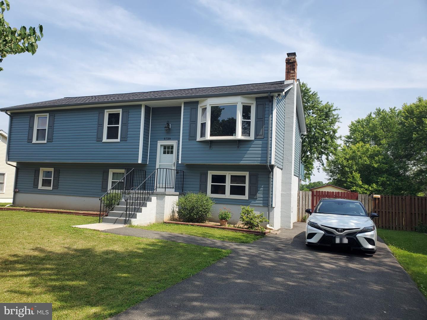 6739 HUNTLAND DR, BEALETON, Virginia 22712, 5 Bedrooms Bedrooms, ,3 BathroomsBathrooms,Residential,For sale,6739 HUNTLAND DR,VAFQ2017072 MLS # VAFQ2017072