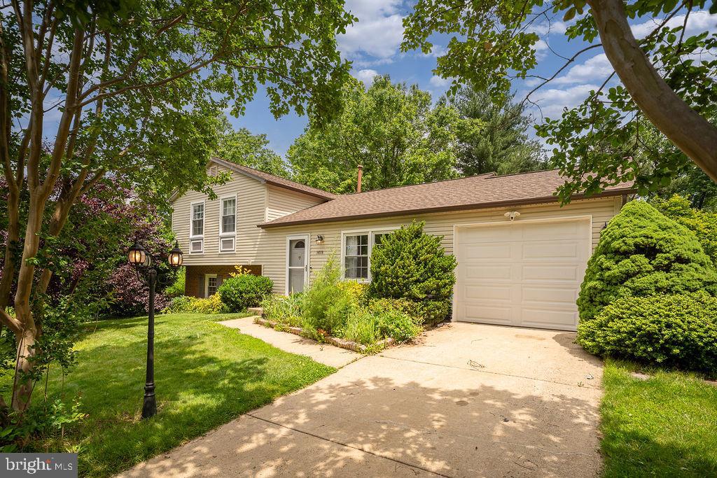 14516 AWBREY PATENT DR, CENTREVILLE, Virginia 20120, 3 Bedrooms Bedrooms, ,2 BathroomsBathrooms,Residential,For sale,14516 AWBREY PATENT DR,VAFX2247898 MLS # VAFX2247898