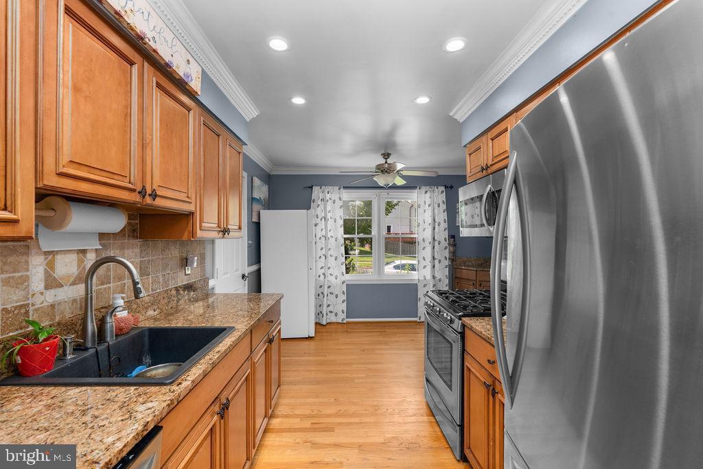 14516 AWBREY PATENT DR, CENTREVILLE, Virginia 20120, 3 Bedrooms Bedrooms, ,2 BathroomsBathrooms,Residential,For sale,14516 AWBREY PATENT DR,VAFX2247898 MLS # VAFX2247898
