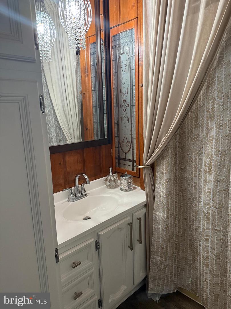 5742 MALLOW, LORTON, Virginia 22079, 2 Bedrooms Bedrooms, ,2 BathroomsBathrooms,Residential,For sale,5742 MALLOW,VAFX2247926 MLS # VAFX2247926