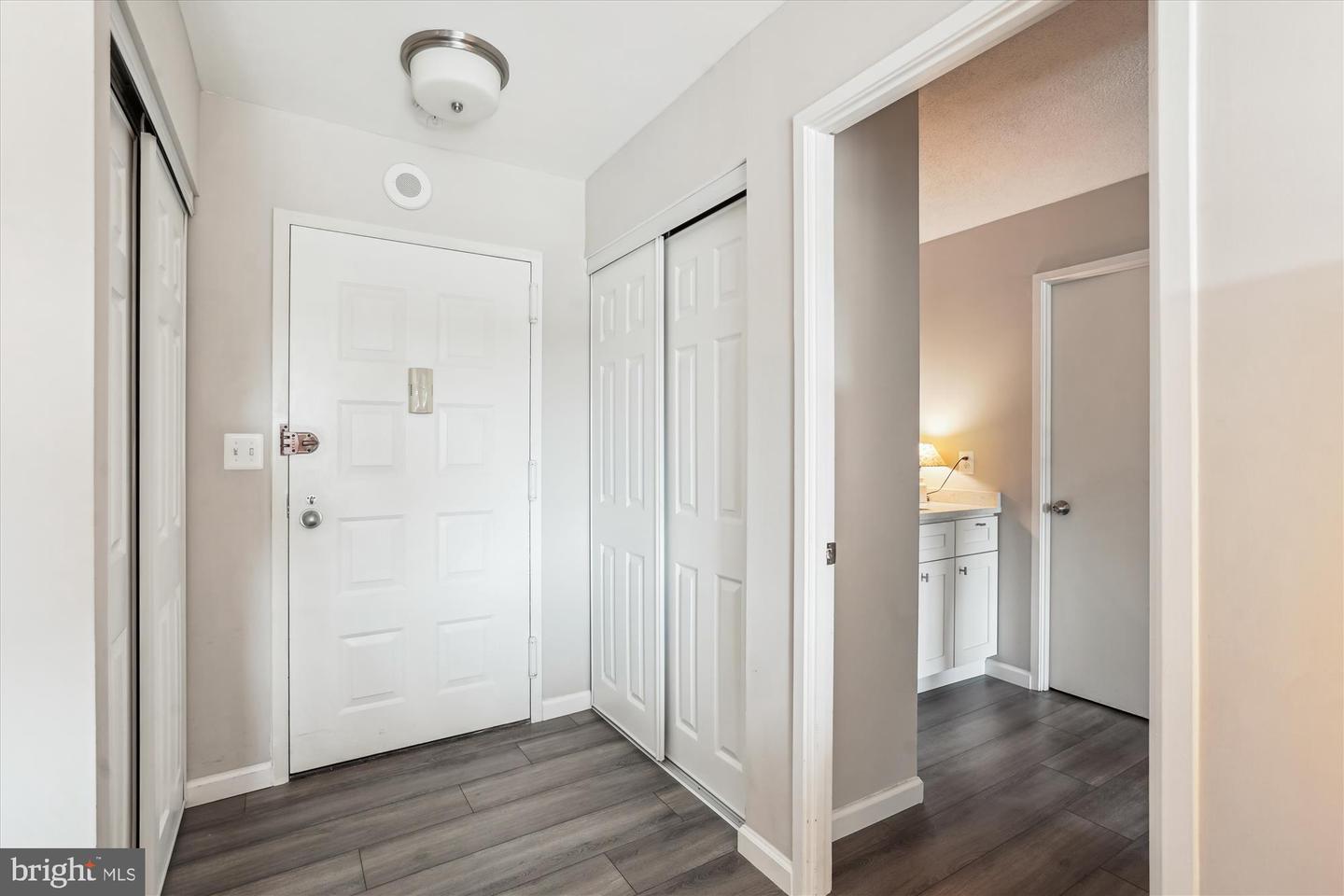 8370 GREENSBORO DR #1011, MCLEAN, Virginia 22102, 2 Bedrooms Bedrooms, ,2 BathroomsBathrooms,Residential,For sale,8370 GREENSBORO DR #1011,VAFX2247674 MLS # VAFX2247674