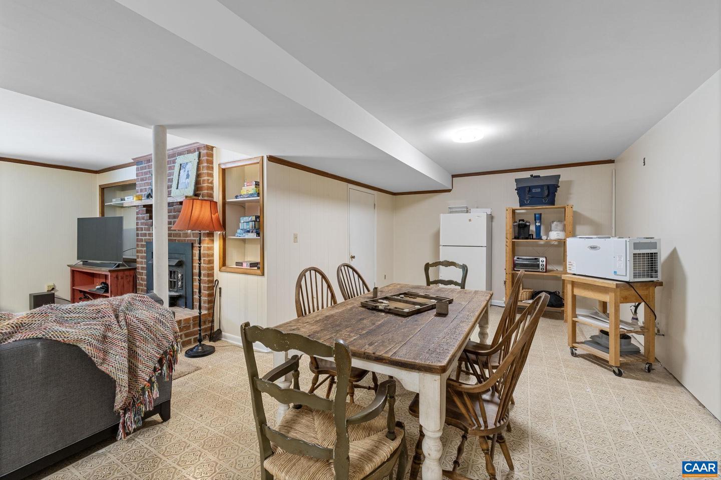 2730 VINTON CT, CHARLOTTESVILLE, Virginia 22901, 4 Bedrooms Bedrooms, ,3 BathroomsBathrooms,Residential,For sale,2730 VINTON CT,665756 MLS # 665756