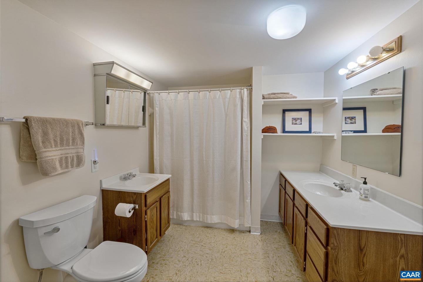 2730 VINTON CT, CHARLOTTESVILLE, Virginia 22901, 4 Bedrooms Bedrooms, ,3 BathroomsBathrooms,Residential,For sale,2730 VINTON CT,665756 MLS # 665756